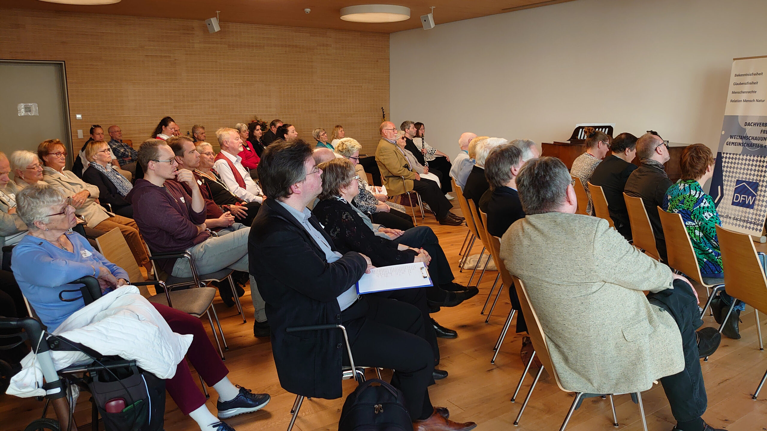 Einheit in der Vielfalt: Anspruch und Wirklichkeit der säkularen Bewegung